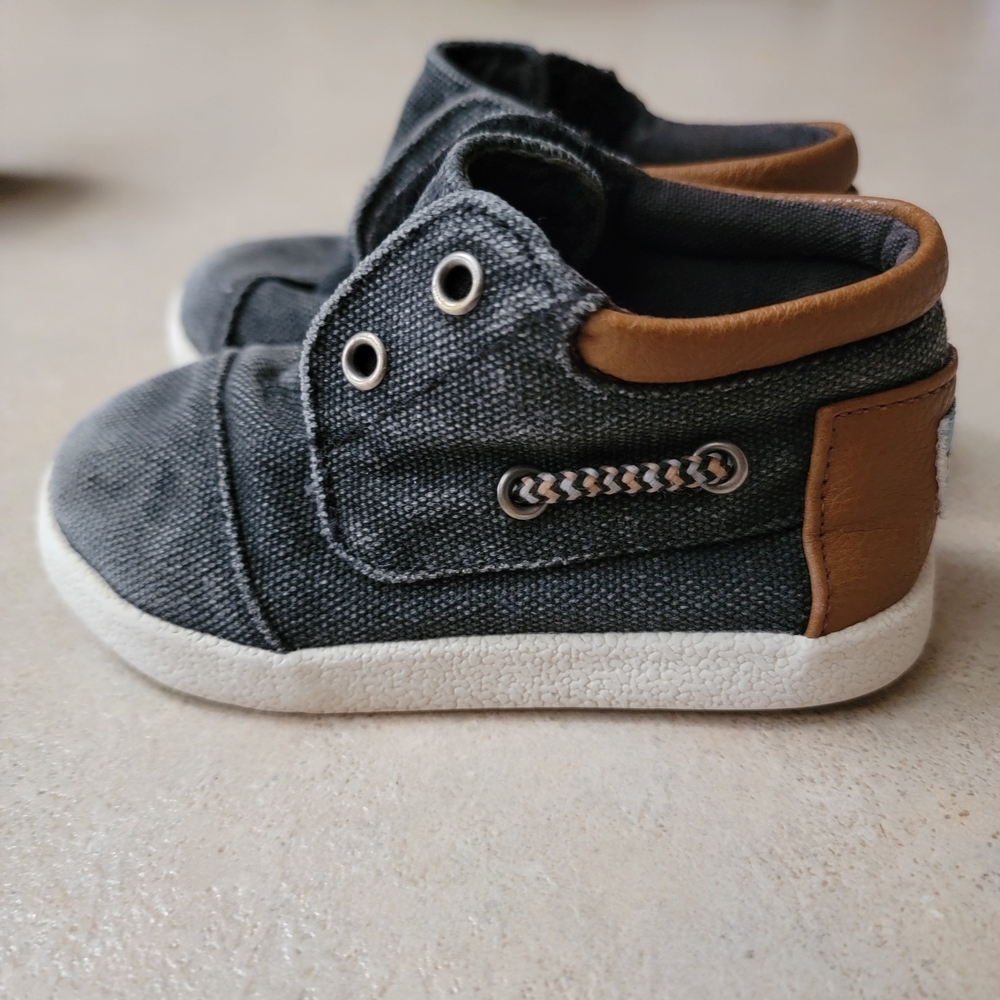 Toms Gray and Brown Baby Walker Shoes